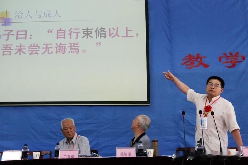 儒学在当今中国用处可大了。它提倡的“天人合一”观念，让我们明白人类与自然相互依存