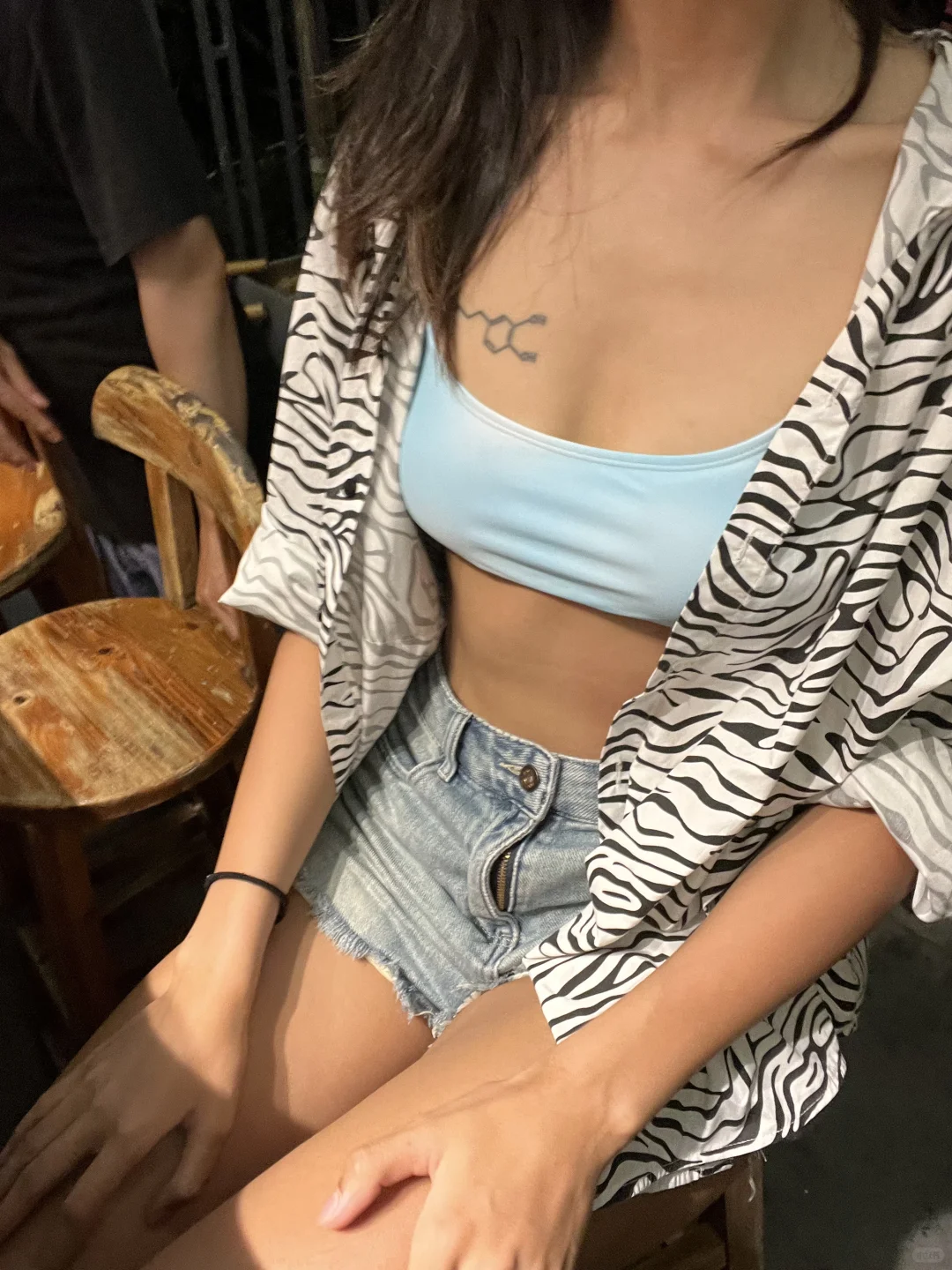 181 73kg｜在海边实现了穿比基尼👙喝酒自由