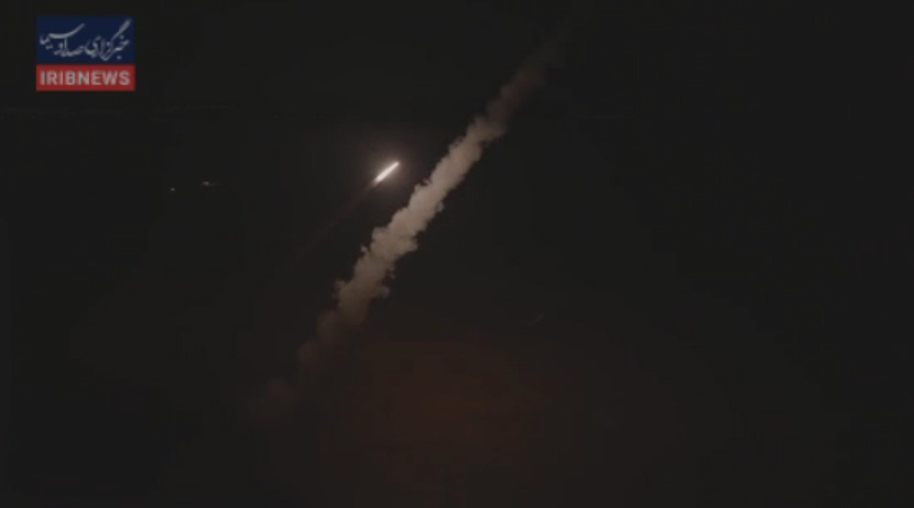 【#伊朗对4个美军基地发动打击#，伊议长：这些基地保护不了任何人】据伊朗迈赫尔通