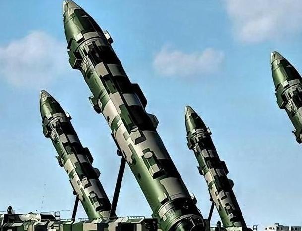 如果中日爆发战争，一天之内能不能把日本全歼了？如果在不动用核武器的情况下，做不到