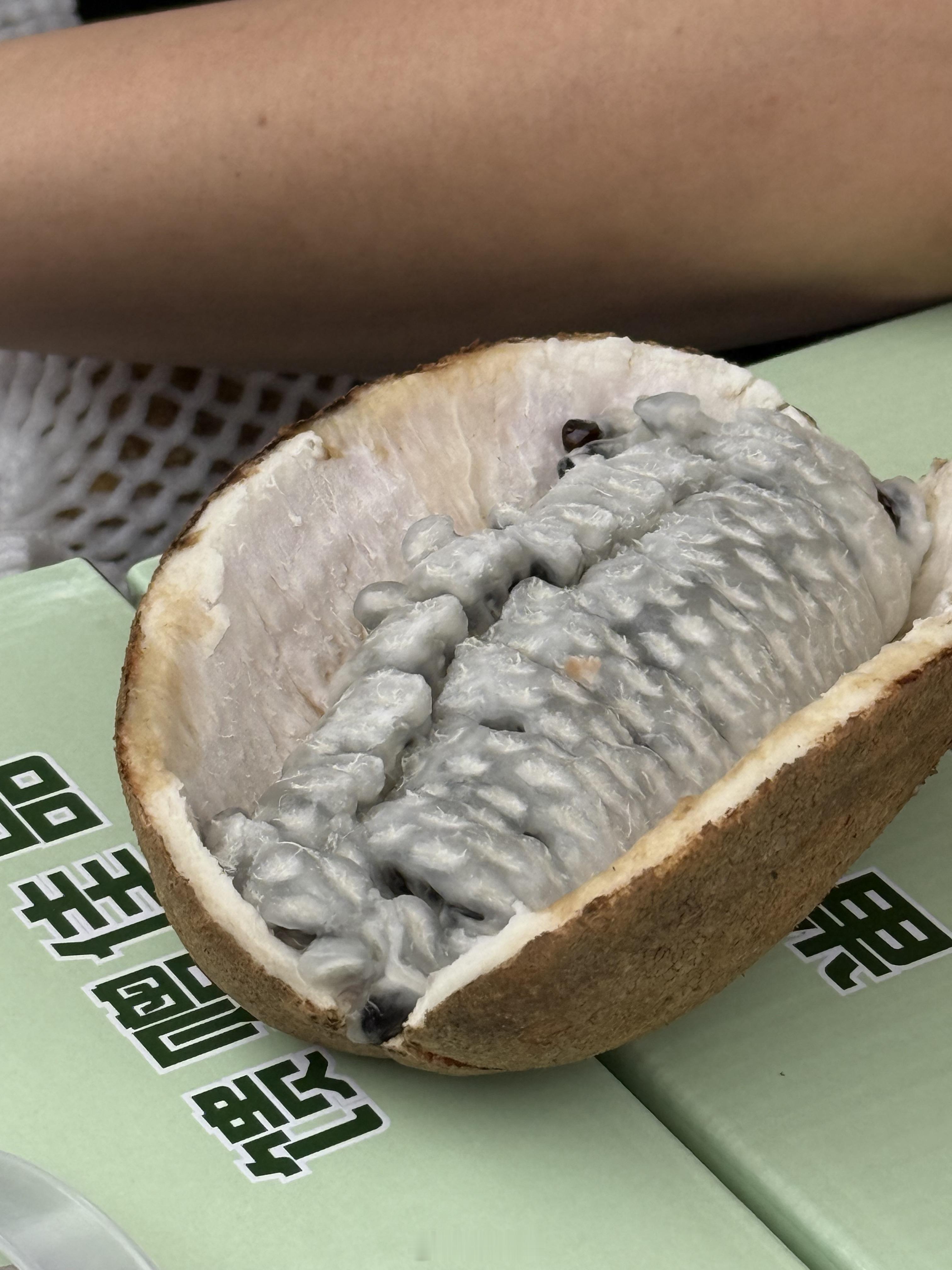 吃过这个瓜么？叫八月瓜，吃到嘴里滑溜溜～今天赛段到九华山了～  ​​​