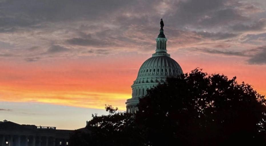 【美两党参议员高调发声：力挺乌克兰，警示不作为代价】在乌克兰战争进入第四周年之际