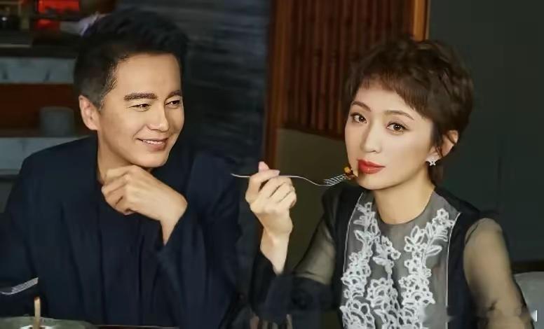 果然没有对比就没有伤害，就看许亚军对现在妻子张澍的态度，就明白，何晴和张澍的格局