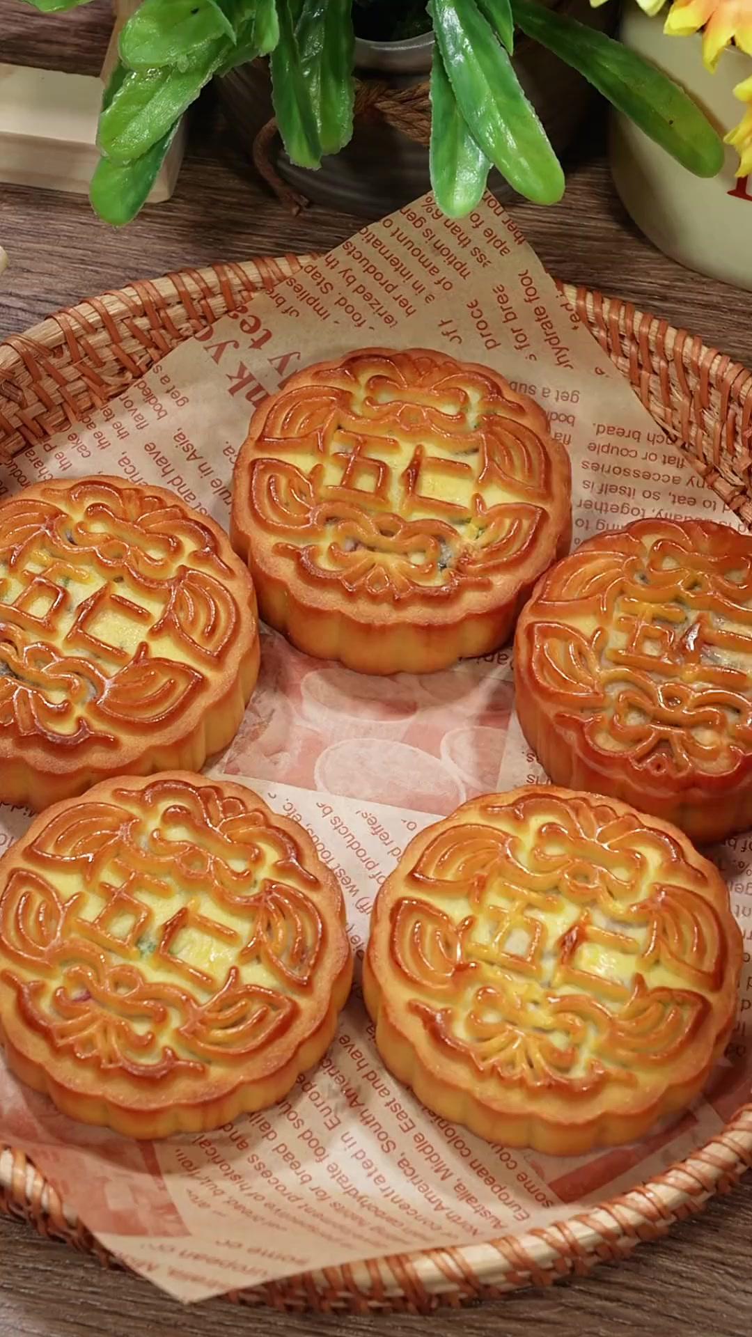 为什么大家感觉五仁月饼很难吃？

以前我一直很不能理解，为什么很多人非常抗拒五仁