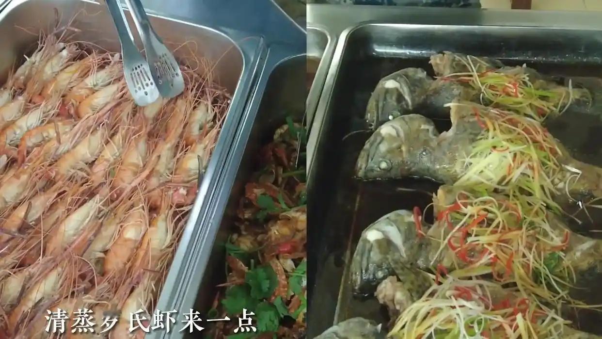 离谱！美军天价伙食预算，65%竟没花在食材上。美军年度军费全球领先，伙食预算看似