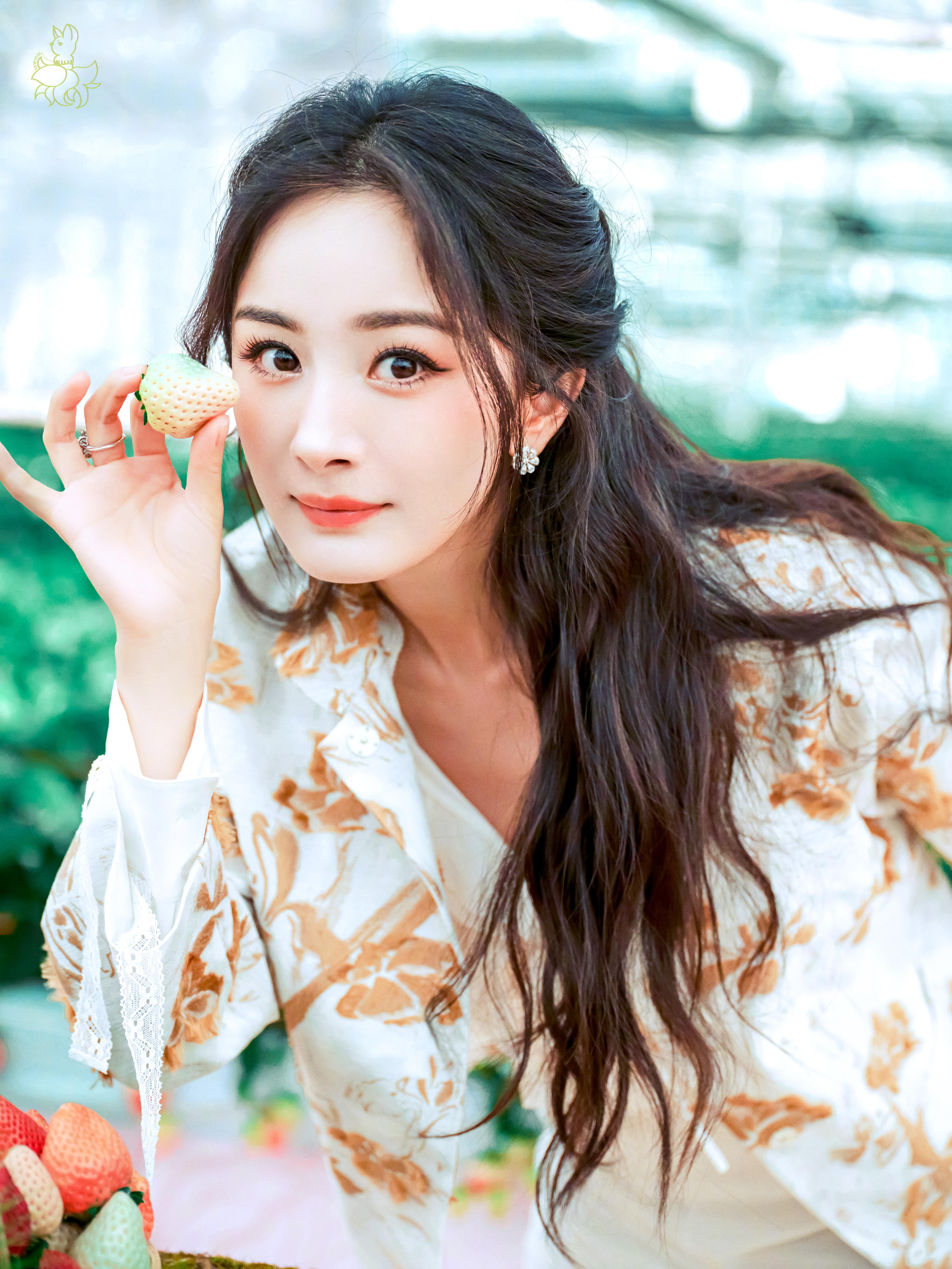 百果园美好生活大使杨幂  ym 养米游乐园  【养米游乐园--幂比草莓甜】可爱如