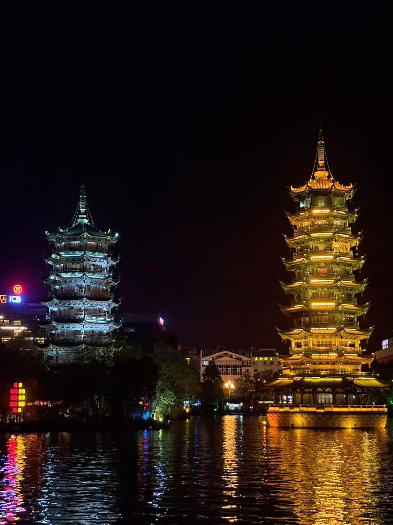 桂林阳朔旅游，遇龙河美景攻略！
来阳朔千万别只逛西街！遇龙河才是藏在山水里的人间