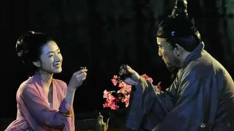 公元1060年，宋仁宗的长女福康公主与内侍梁怀吉，在月下喝酒。驸马李纬的母亲在外