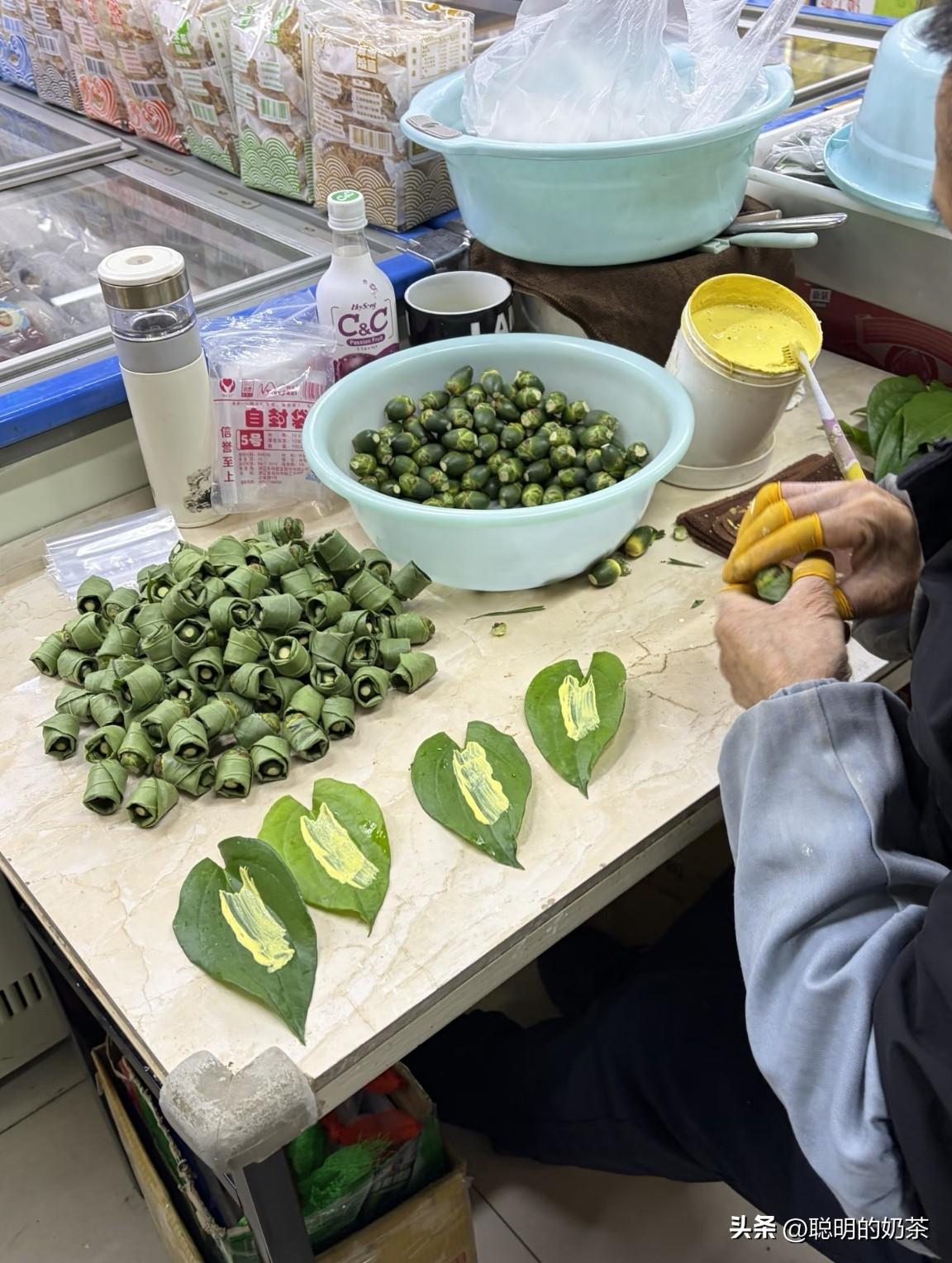 谁出来解释一下这是在干嘛？北方人表示没见过！好奇心满满滴……