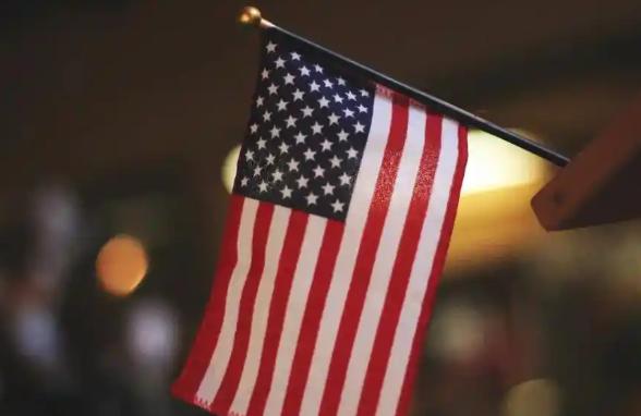 一个“反常识”的人口谜题：美国条件那么好，为什么只有3亿多人?
想象一下：如果有