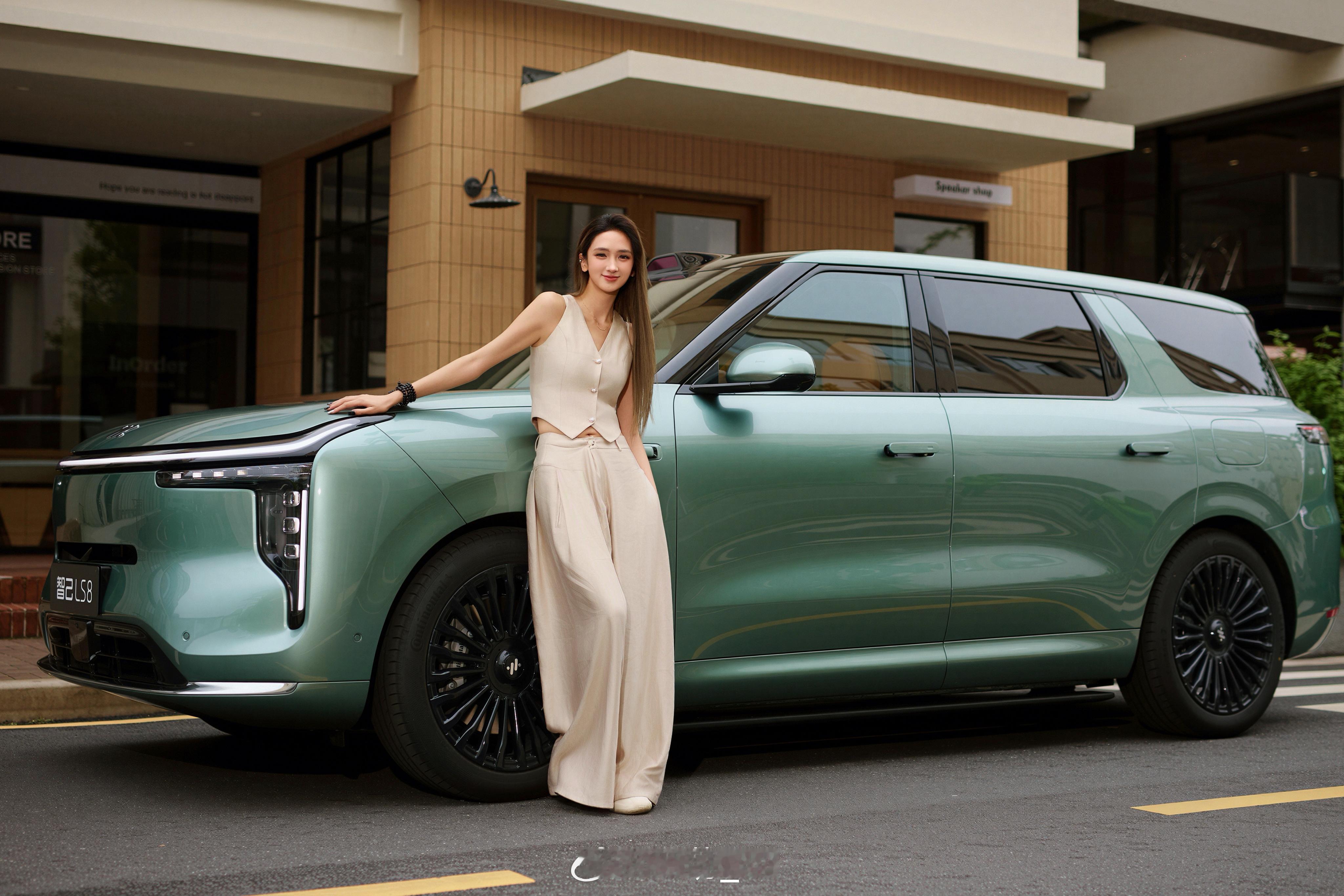 火速试完今天是在一次次诧异中度过的坐等智己LS8 4.16上市智己LS8将于4月