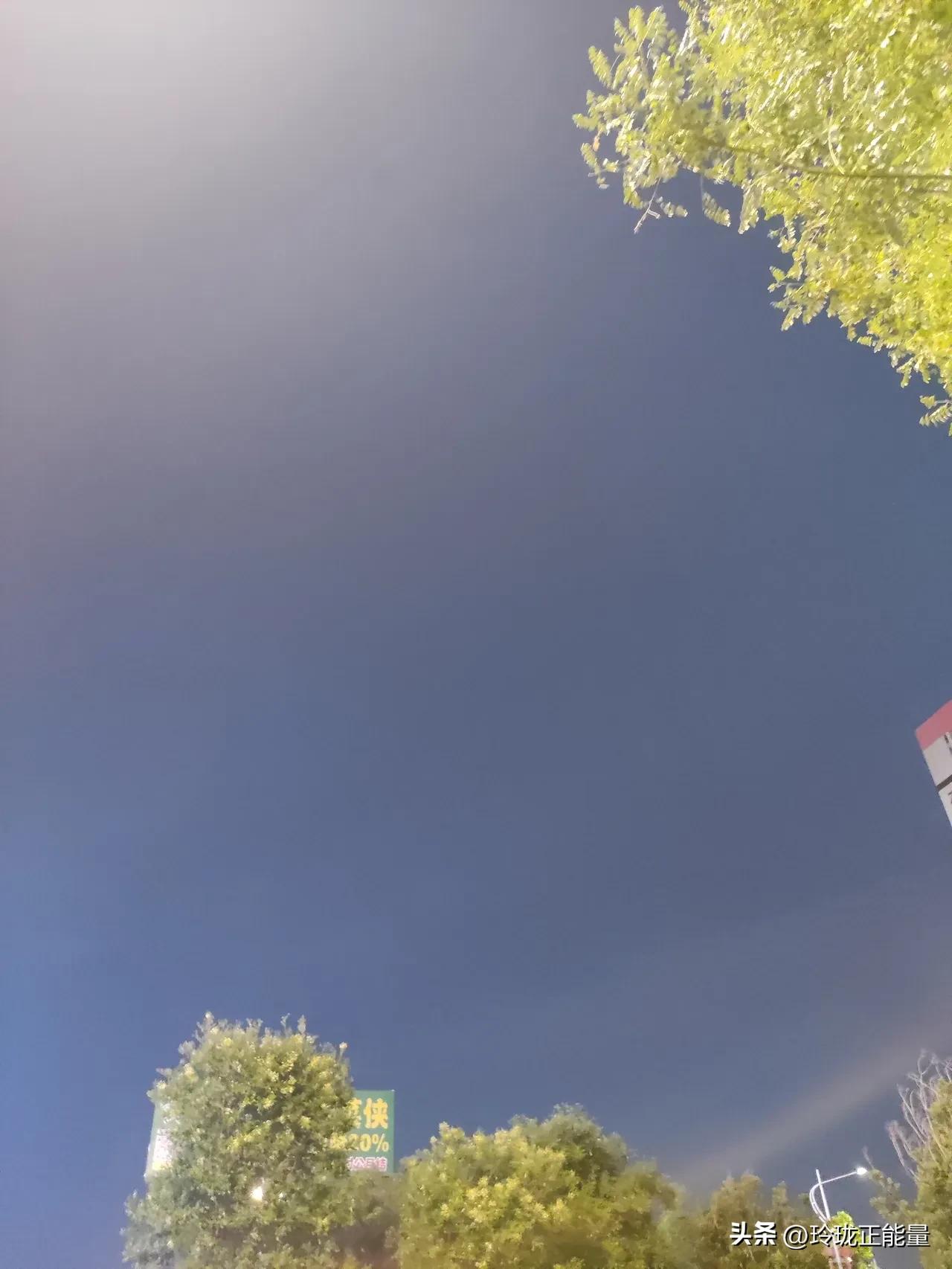 人活着要永远记住这五句很真实的话
 
走过半生才慢慢明白，很多道理听着扎心，却是
