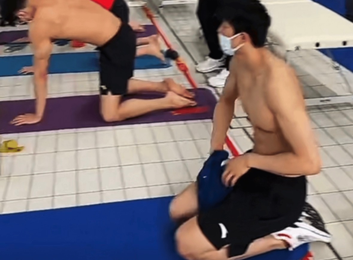 足背屈汪顺