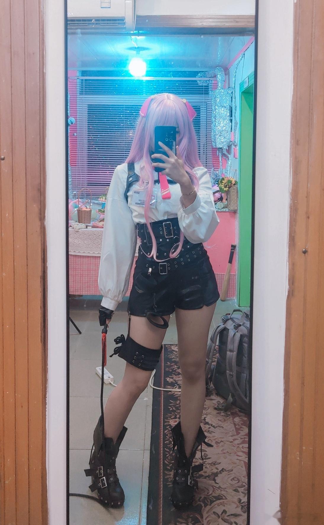 #cos##nikke:胜利女神# 妮姬：尤妮cos  来拍照啦～ ​​​