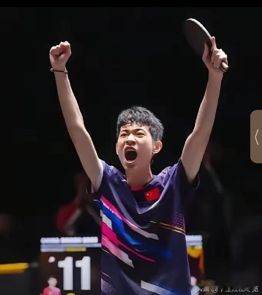 新加坡大满贯赛事，盼望的经典之战来了，大家乐此不疲，不亚于决赛。
  男单1/3