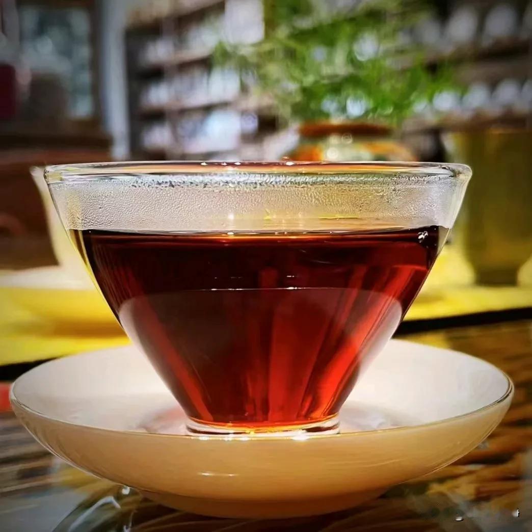 正难走的路不是从后场走到前排的距离，而是从地面走向高台的阶梯，这世界上，有多少天