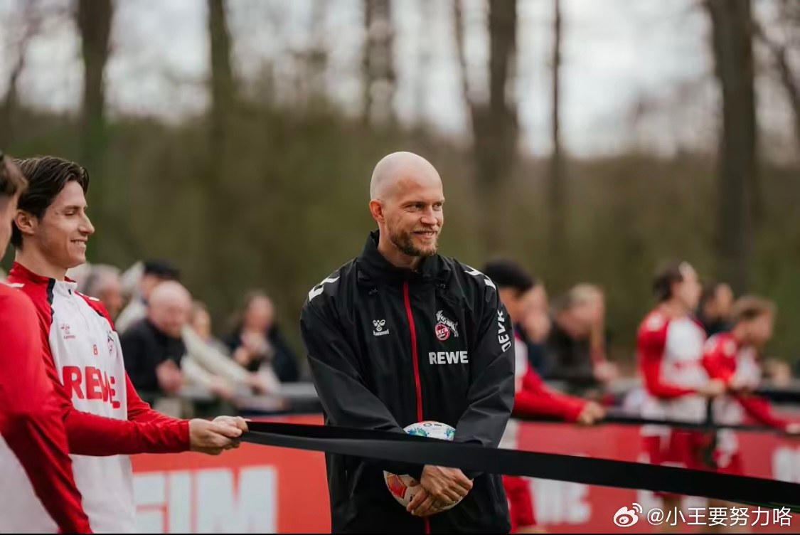 官方：科隆主帅夸斯尼奥克下课，助教瓦格纳担任临时主帅3月23日在本周末德甲联赛3