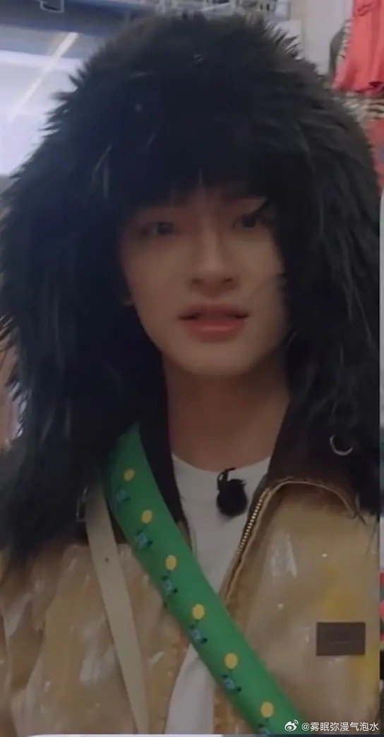 林一和陈星旭谁带这种帽子好看？ 