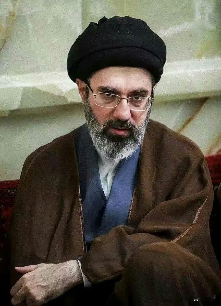 伊朗这次真狠，直接把美以安插的“眼睛”给挖了。4月12日，伊朗警方通报：一口气抓