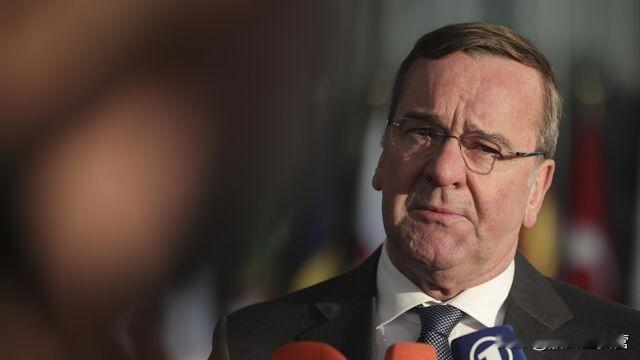 都不听美国了！
德国国防部长皮斯托里乌斯排除了德国军事参与恢复霍尔木兹海峡安全航