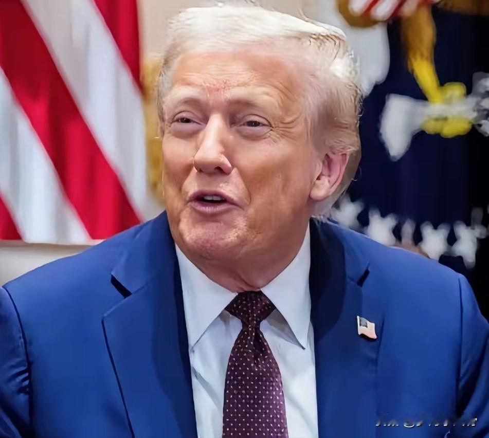 美媒这波操作，简直是把“足球外交”玩成了“人情世故大礼包”！
 
特朗普的全球关