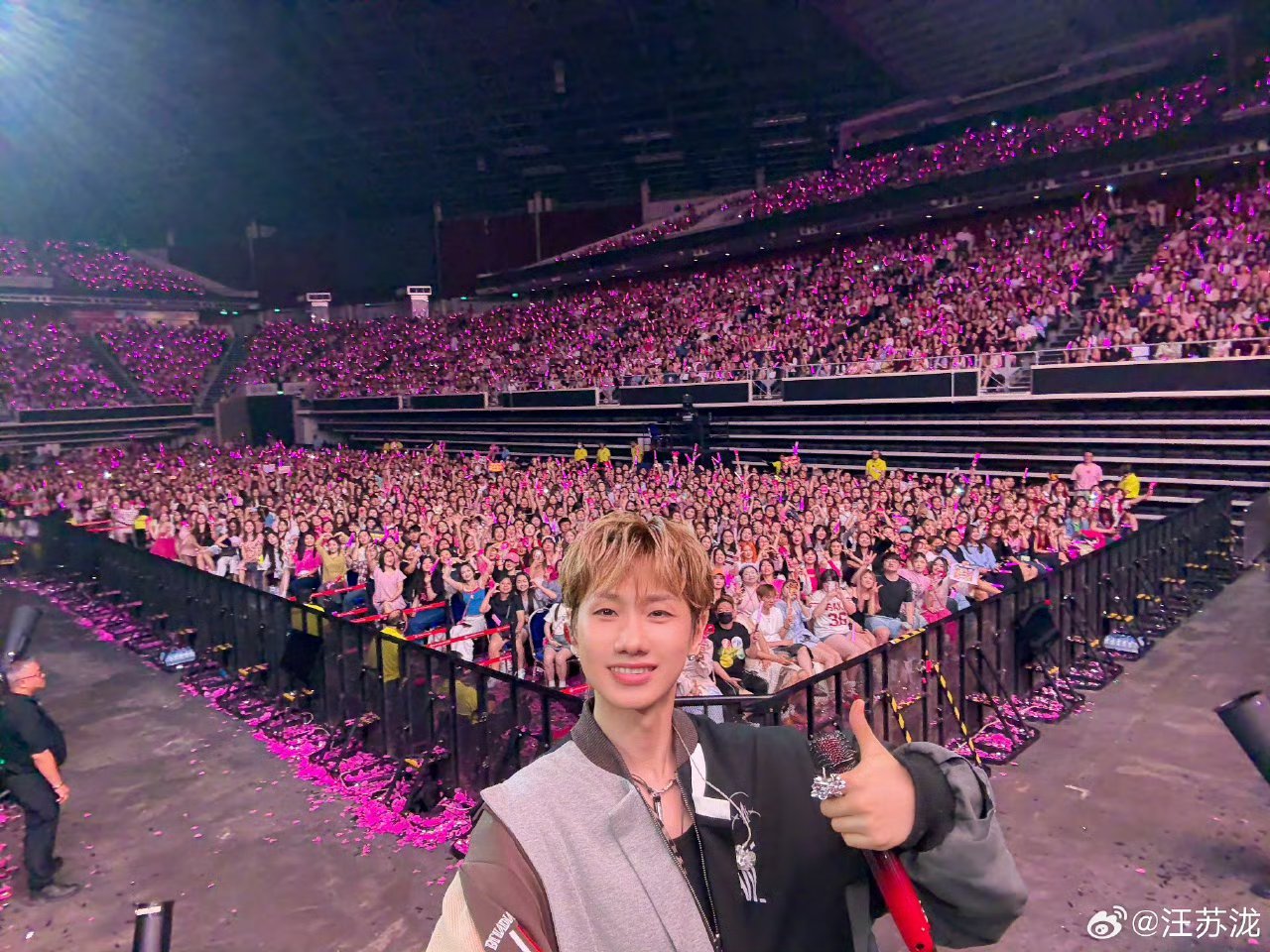 汪苏泷澳门站的设备就用了一次汪苏泷爱是常觉亏欠汪苏泷真的太宠粉了！澳门站的设备只