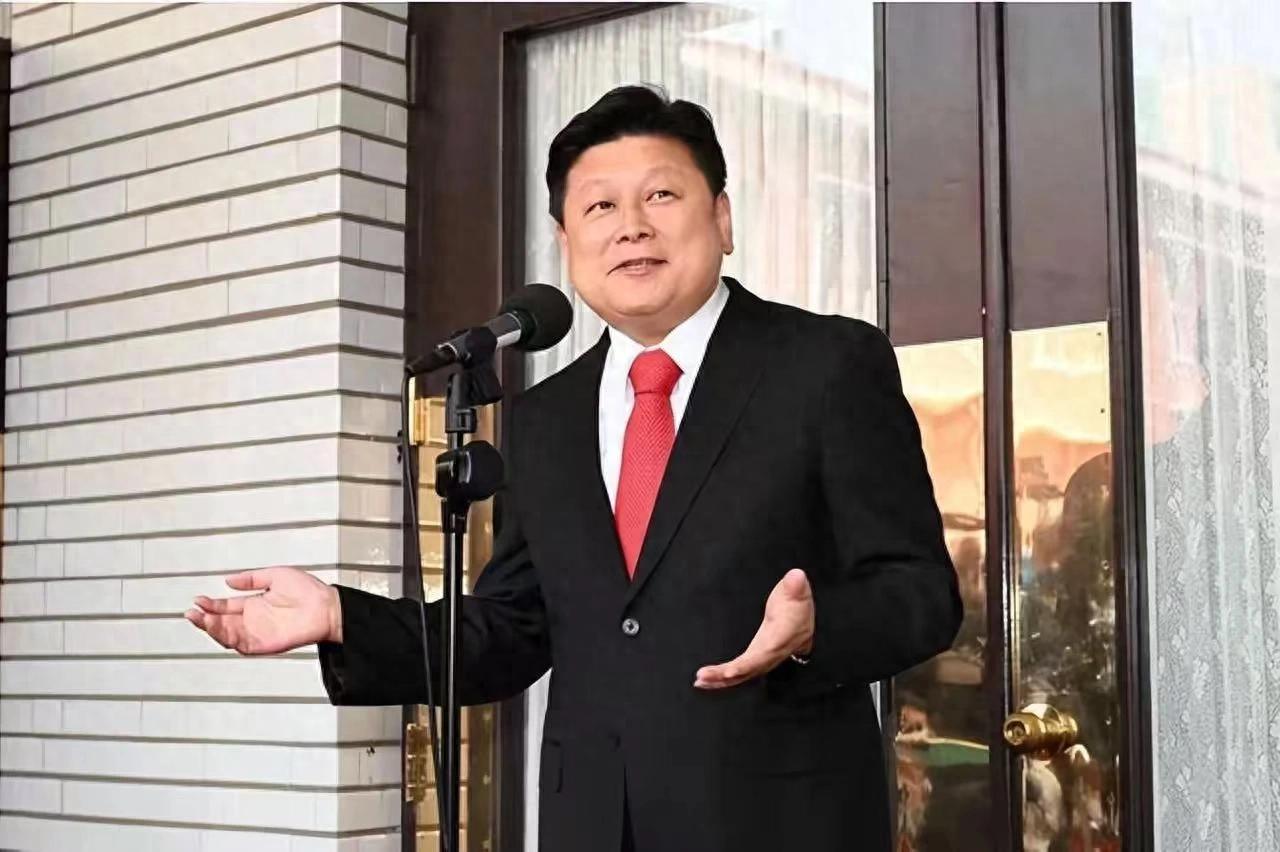 被韩国瑜怒斥辞职，傅崐萁最新发声明，国民党新人事任命

韩国瑜公开炮轰傅崐萁缺席