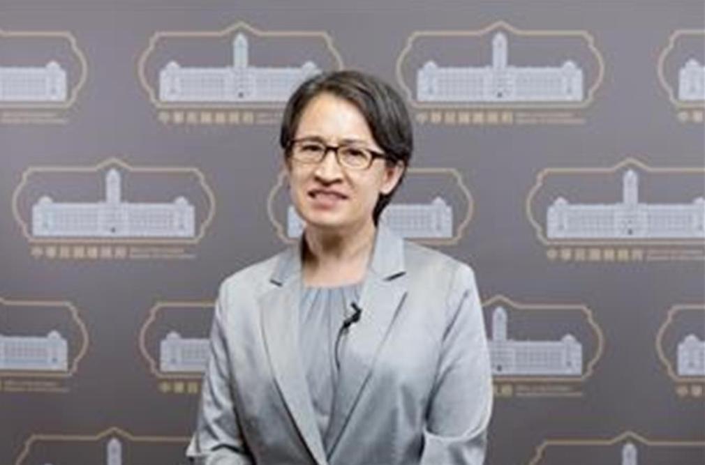 就在刚刚，

“台独”顽固分子萧美琴发表声明，

5月9日，针对军购预算遭打6折