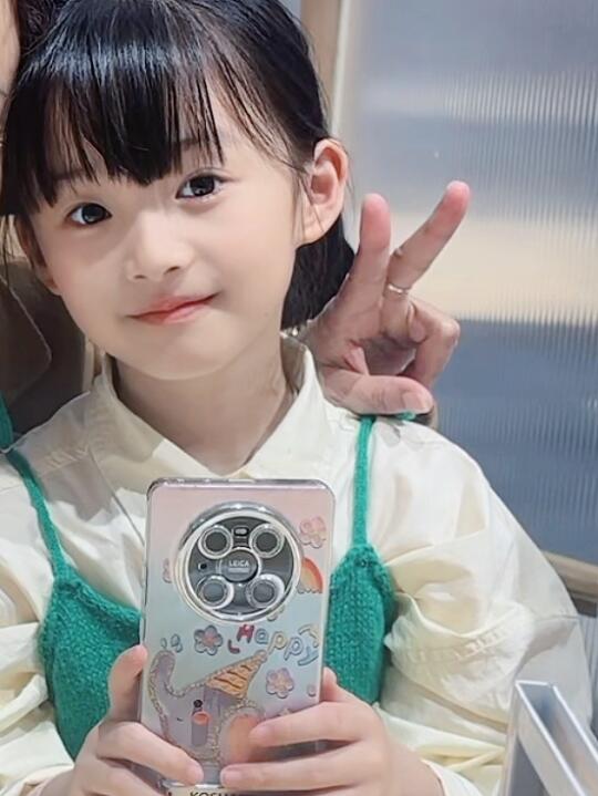 女儿超甜