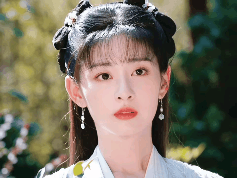 《凡人修仙传》里的“墨彩环”赵晴，真的变漂亮了耶 ​​​