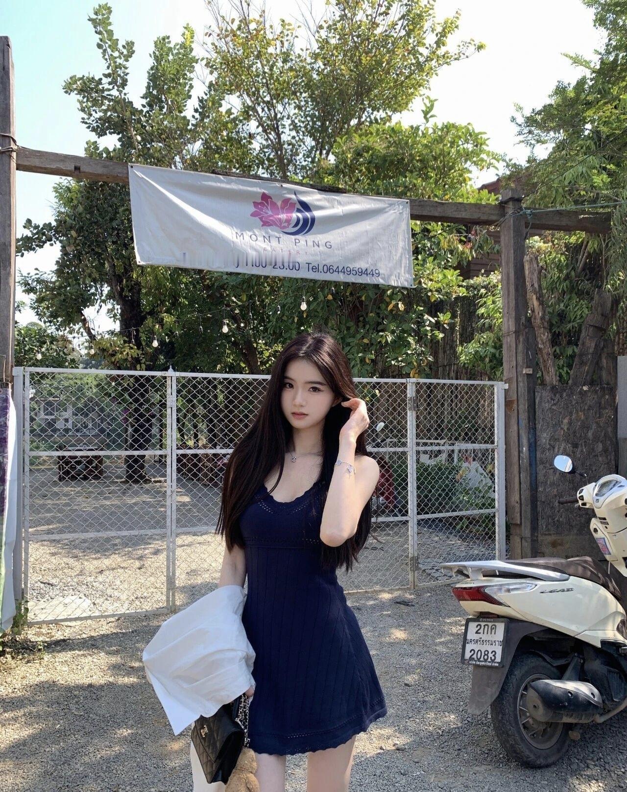 夏日穿搭指南🌞 | 清爽连衣裙+复古摩托🏍️ | 轻松自在的一天💃🏻