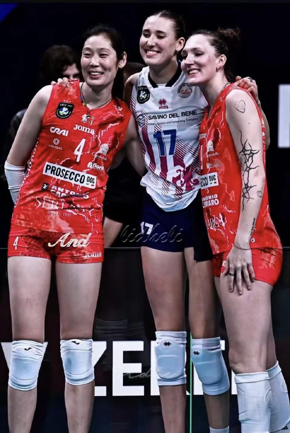 朱婷&安娃&卢比安😜😜😜😝