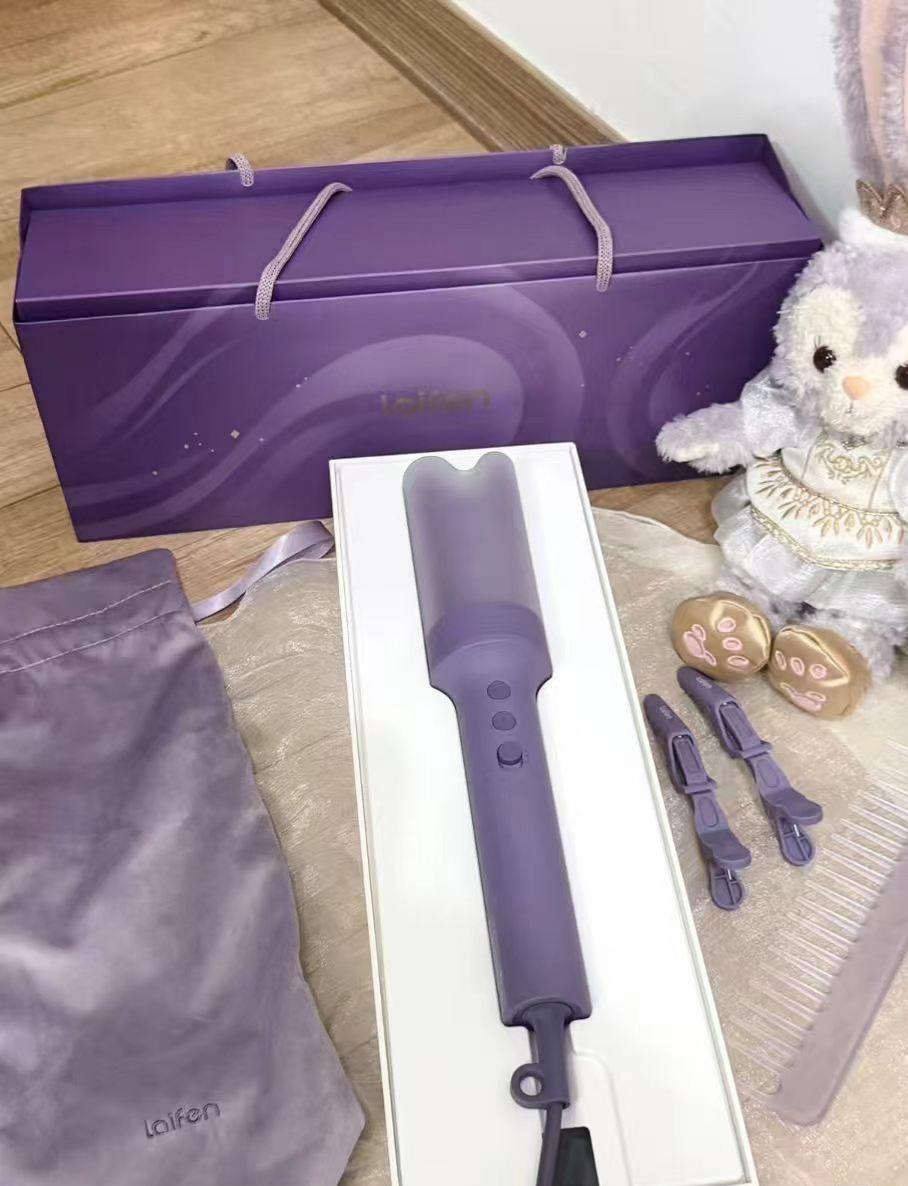 今年七夕，终于等到一支「九紫离火」幸运紫卷发棒💜

柔雾紫褪去浓紫的冷艳张扬，