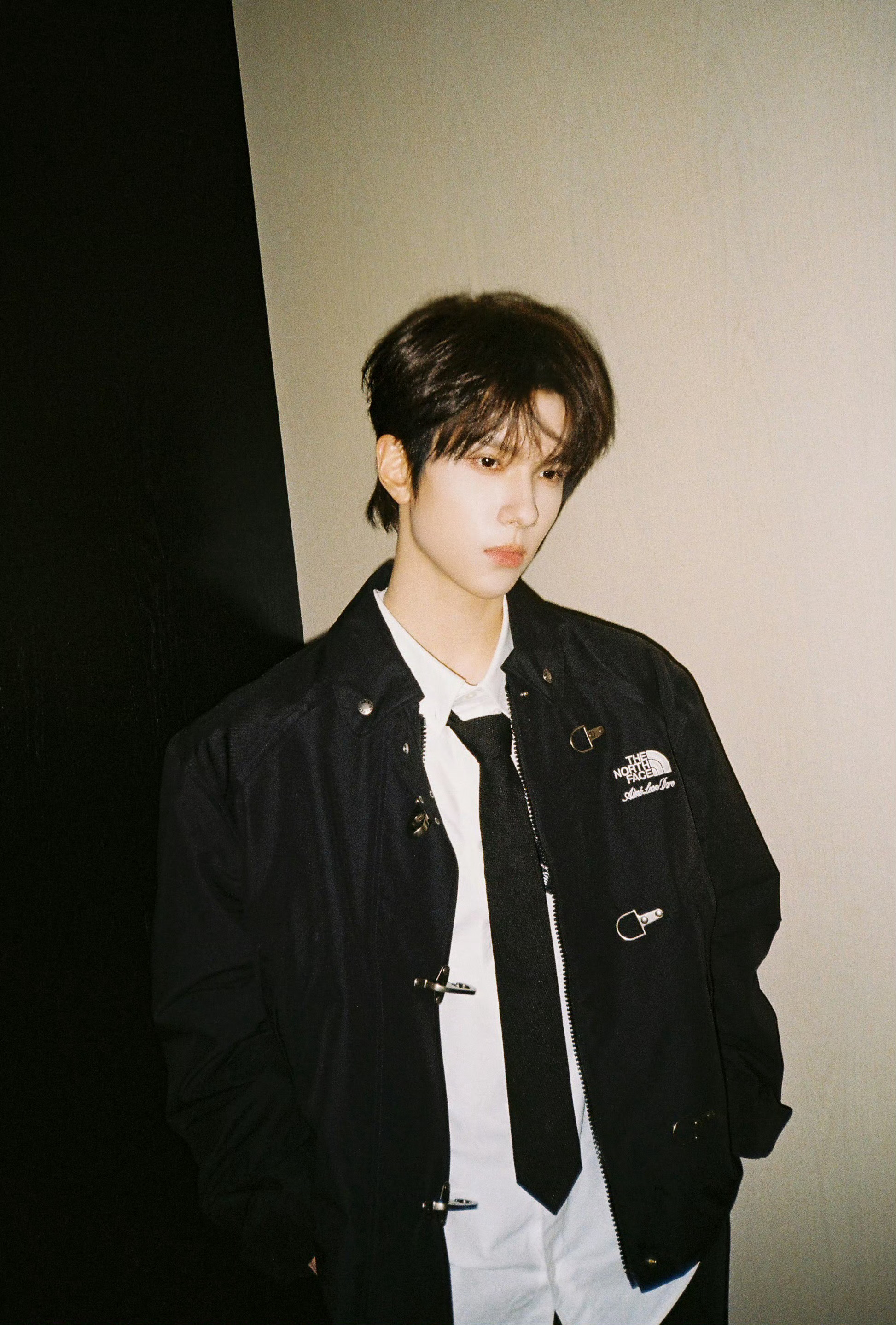 余承恩 yce余承恩天书黎明 yce余承恩顾天 隔着屏幕的喜欢也滚烫，愿你永远被