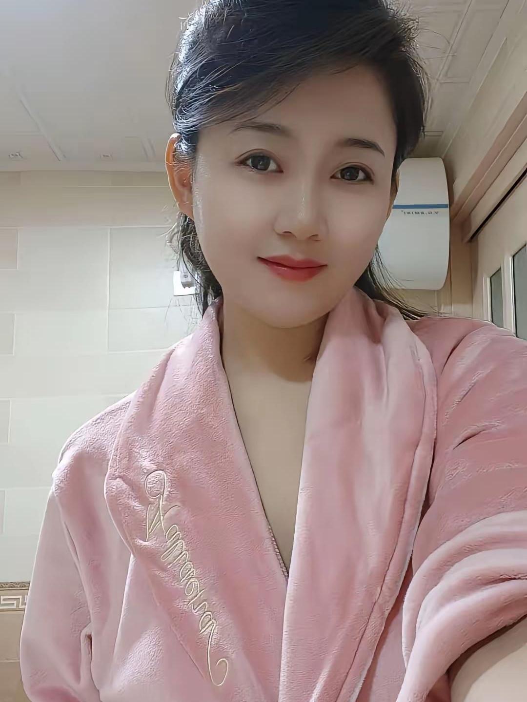 浴袍 睡衣 浴袍穿搭