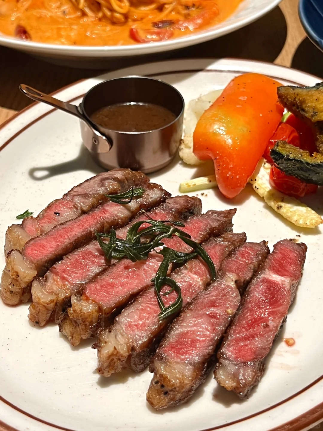 在深圳！！吃到了绿色饼皮披萨！！