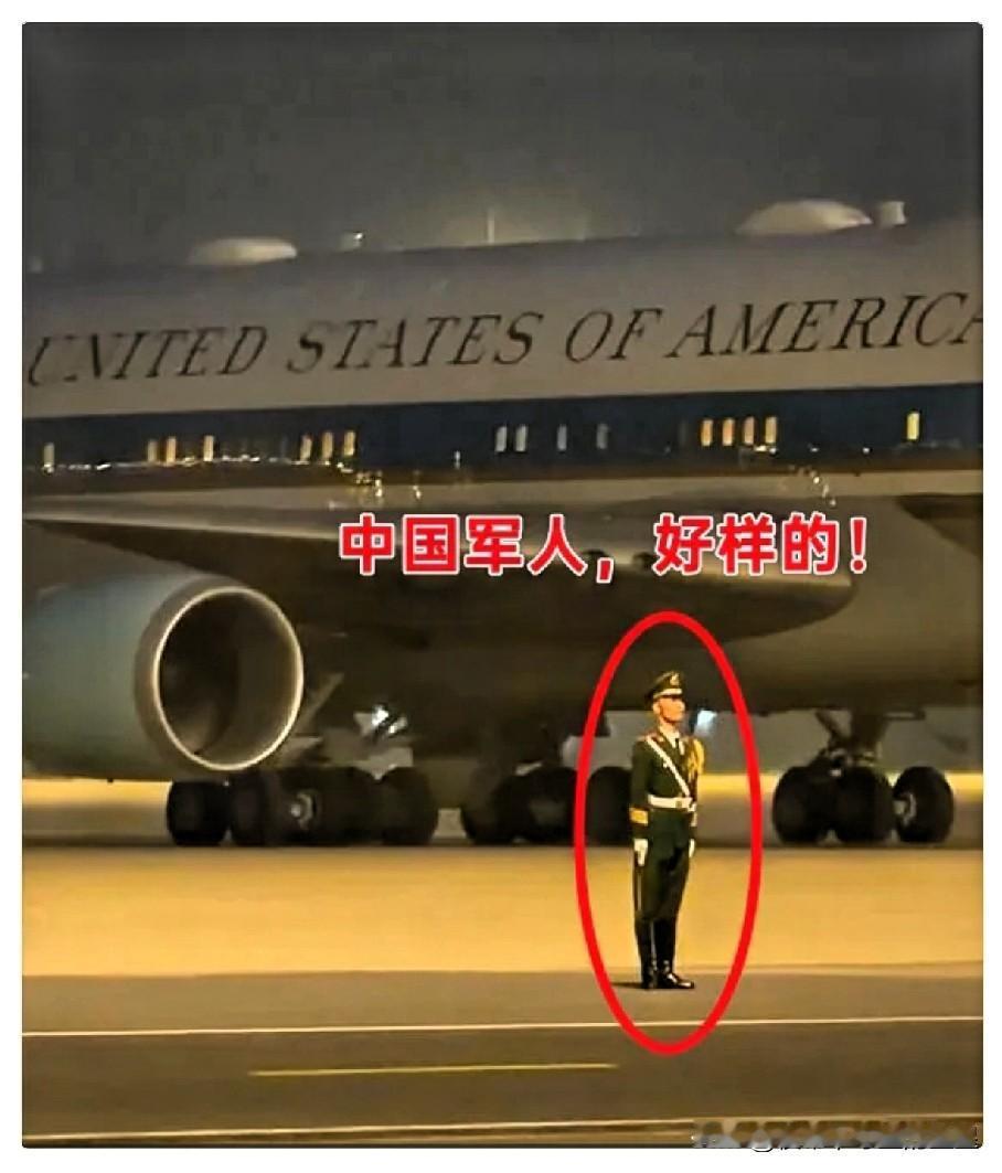 就在昨晚，有个视频在国外特别火：特朗普的“空军一号”在北京降落，引擎声大得吓人，