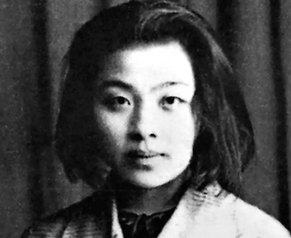 令人深思的一段话：
“在监狱里关的，多数并不是十恶不赦、大奸大恶之人，90%其实