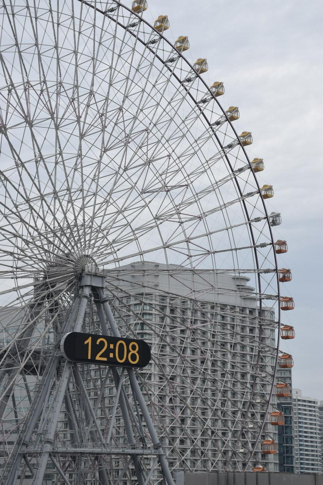 来了日本，傻子都会构图，城市规划的太好了。  ​​​
