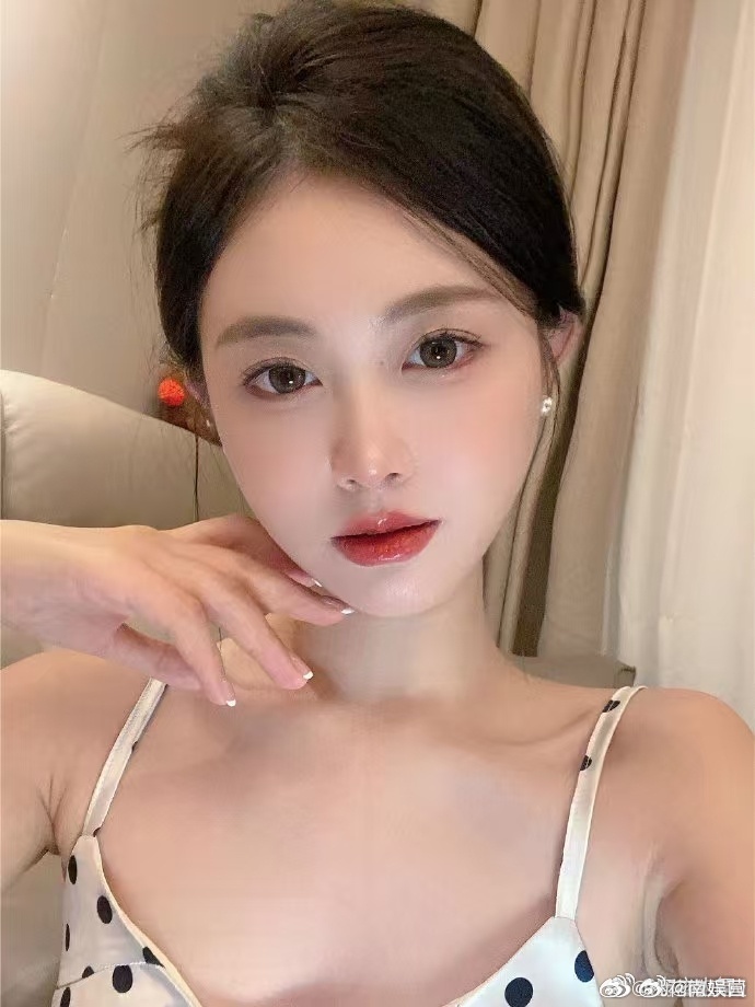 你已在我心，不必再问记着谁  ​​​