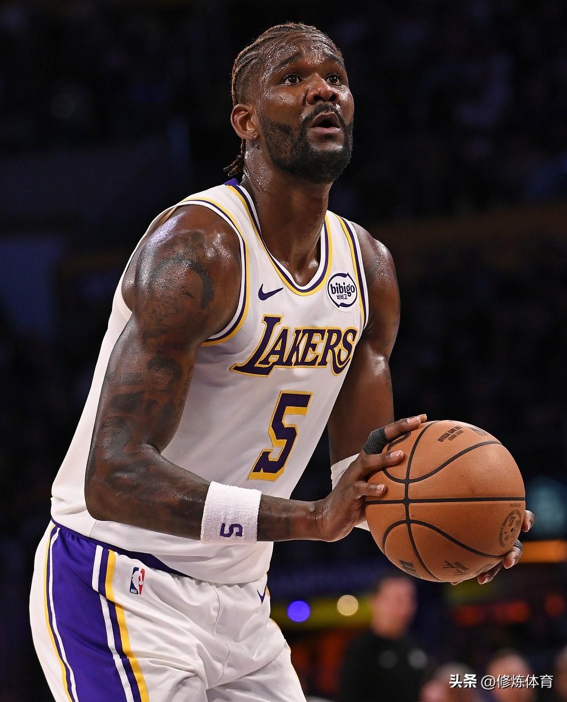 谁能想到，艾顿的职业生涯直接高开低走了！

1、在太阳——场均16.7分10.4