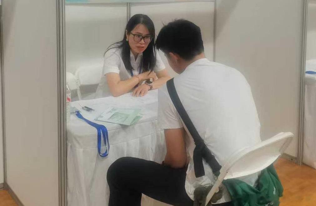 房县 房县人社局：引才纳智促发展，聚力筑梦向未来十堰爆料 房县新闻网讯 通讯员 