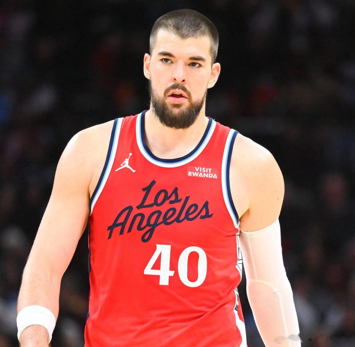 步行者送出2个首轮签到快船！！ 