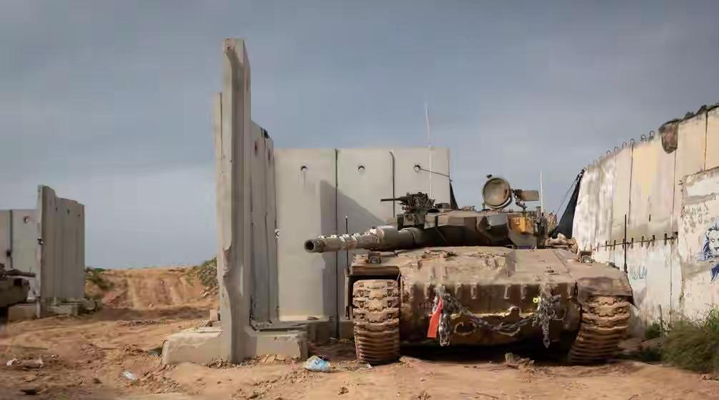 以军称已空袭黎巴嫩1100余次并向以黎边境增兵