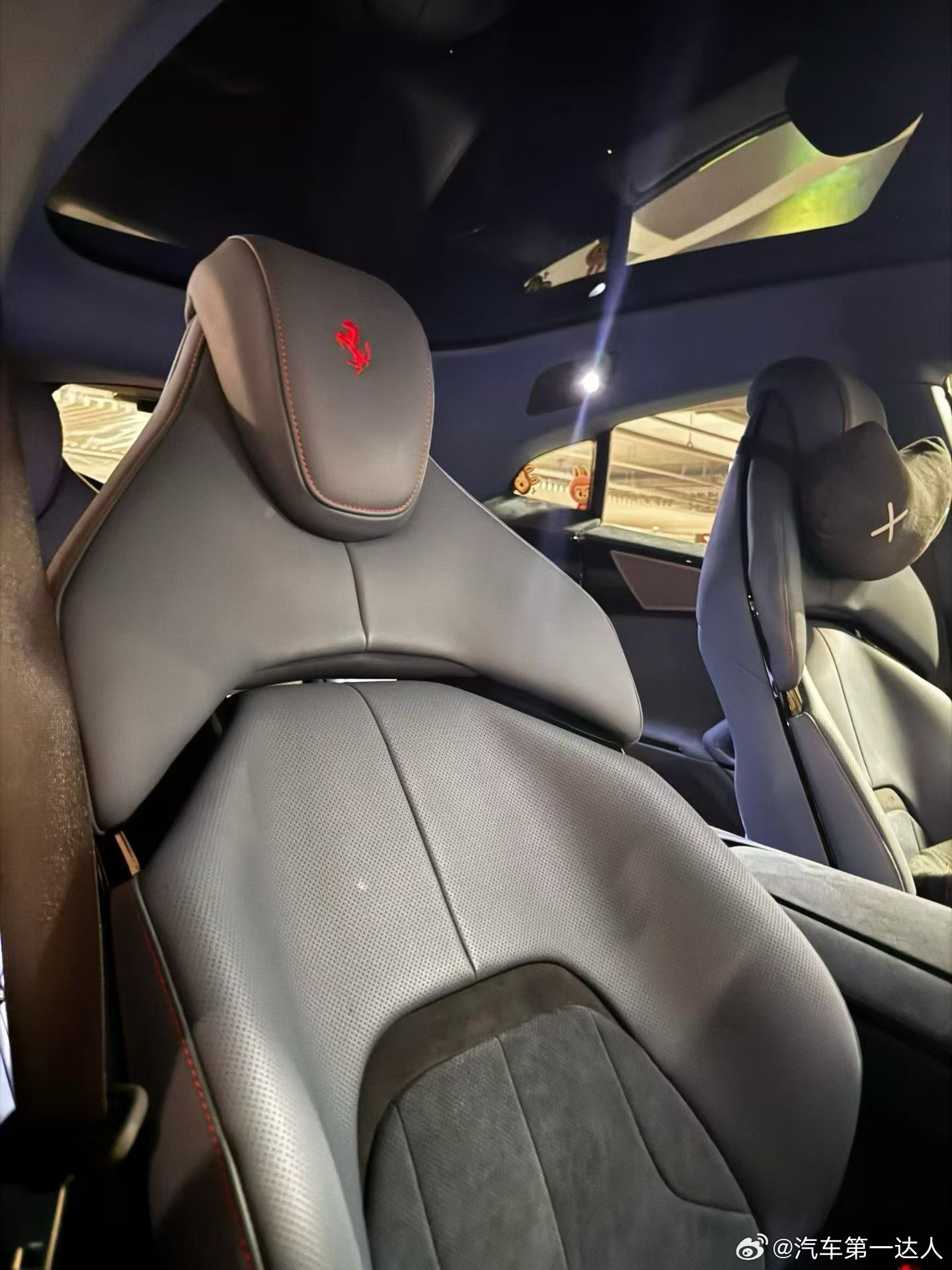 真正的巅峰，是既能登顶山海，也能拥抱日常。24年上牌，仅6000公里的法拉利Pu