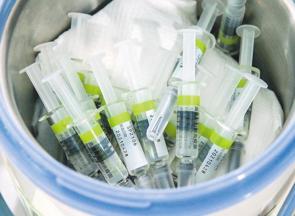 绿要求蓝白为疫苗案道歉 粉专曝高端“这惊人数字”怒呛：谁负责？
慈济在疫情期间采