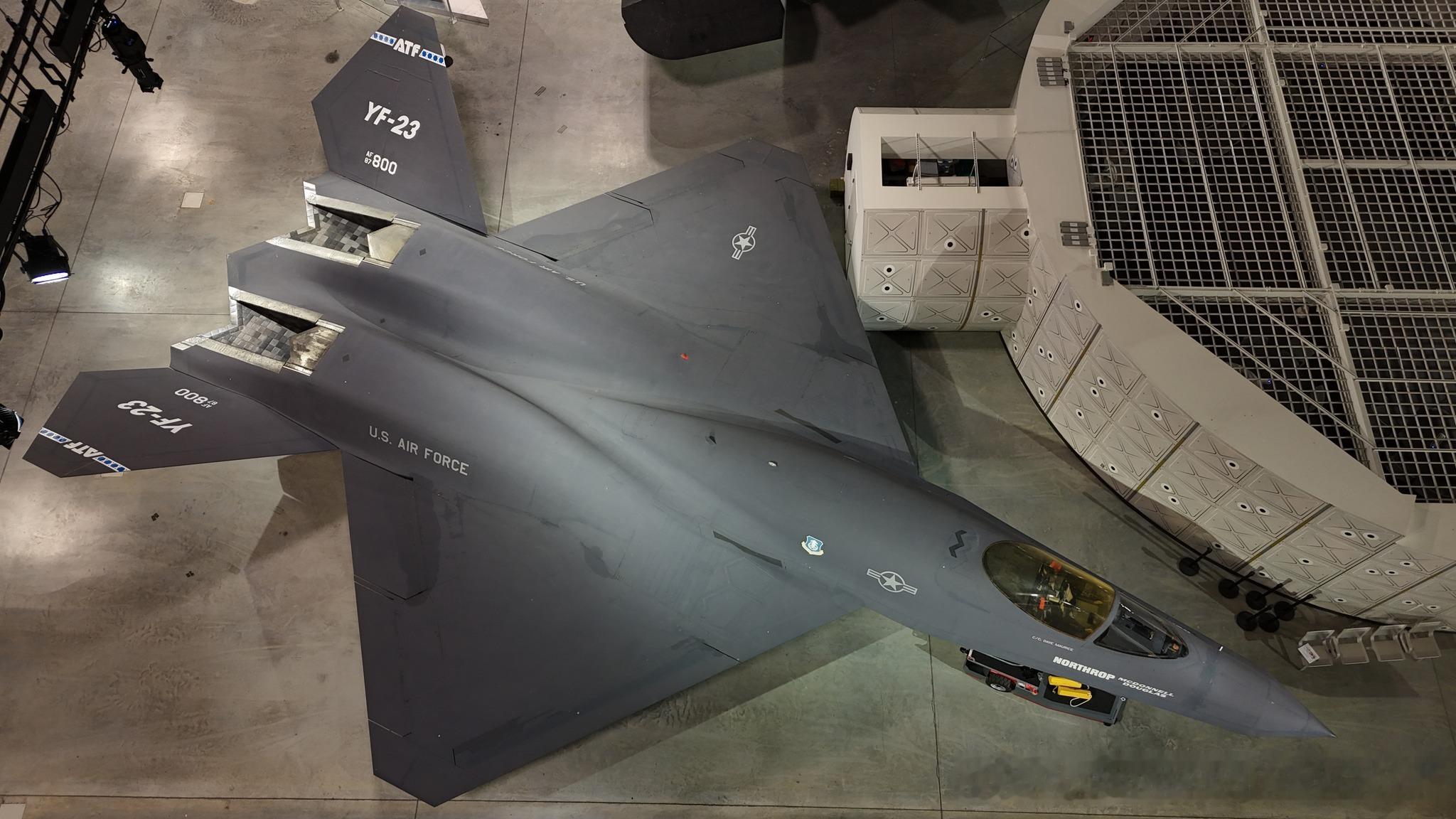 YF-23 PAV-1黑寡妇II 87-0800的一些新图 ​​​