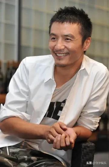 主持人问朴树：你淡出乐坛这么多年，为什么还有那么多人把你当信仰？他直言：我只是没