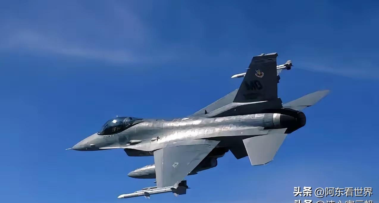 就在刚刚，台湾当局宣布了！1月15日，台湾地区空军宣布：在海委会、海巡署、空勤总