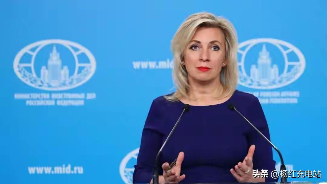 刚登机就被“贴脸警告”！日本右翼没料到，俄罗斯出手比华盛顿还快
 
日本首相高市